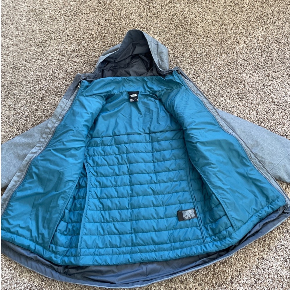 The North Face Womens DryVent Hooded Quilted Insulated Jacket Heather Grey M - Picture 3 of 16